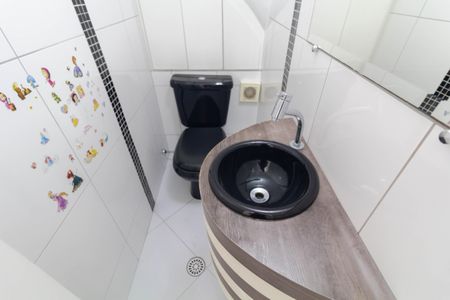 Casa para alugar com 180m², 2 quartos e 3 vagas Casa para alugar com 180m², 2 quartos e 3 vagasLavabo