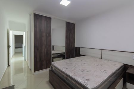 Casa para alugar com 180m², 2 quartos e 3 vagas Casa para alugar com 180m², 2 quartos e 3 vagasSuíte