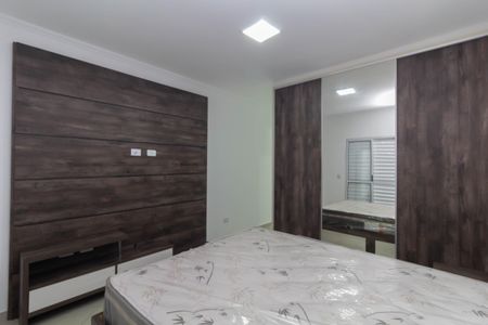 Casa para alugar com 180m², 2 quartos e 3 vagas Casa para alugar com 180m², 2 quartos e 3 vagasSuíte