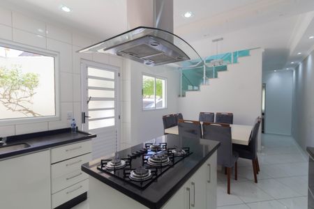 Casa para alugar com 180m², 2 quartos e 3 vagas Casa para alugar com 180m², 2 quartos e 3 vagasCozinha