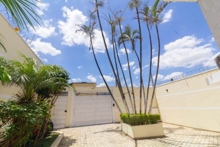 Casa para alugar com 180m², 2 quartos e 3 vagas Casa para alugar com 180m², 2 quartos e 3 vagasGaragem