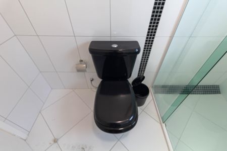 Casa para alugar com 180m², 2 quartos e 3 vagas Casa para alugar com 180m², 2 quartos e 3 vagasBanheiro da Suíte