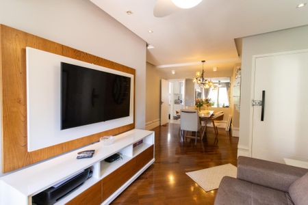 Sala de apartamento à venda com 3 quartos, 92m² em Cambuí, Campinas