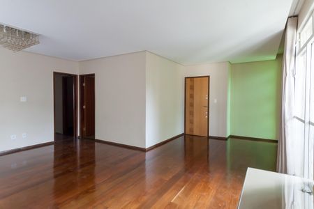 sala de apartamento à venda com 3 quartos, 140m² em Floresta, Belo Horizonte