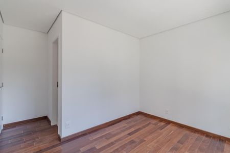 Apartamento à venda com 208m², 3 quartos e 3 vagasSuíte 2