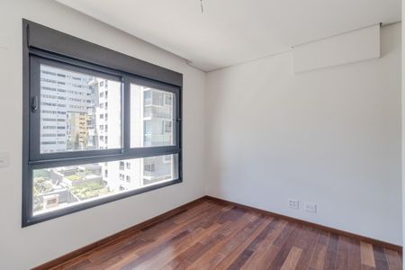 Apartamento à venda com 208m², 3 quartos e 3 vagasSuíte 2