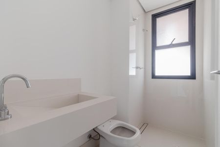 Apartamento à venda com 208m², 3 quartos e 3 vagasBanheiro da Suíte 2