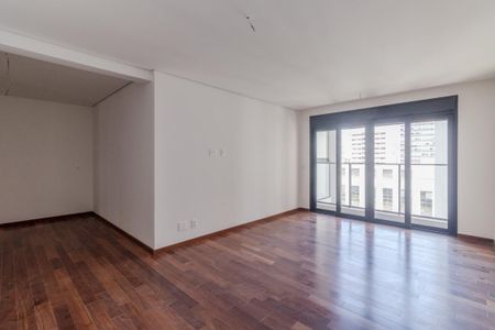Apartamento à venda com 208m², 3 quartos e 3 vagasSuíte 1