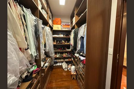 Closet de apartamento à venda com 4 quartos, 162m² em Vale do Sereno, Nova Lima