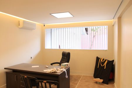 Casa para alugar com 5 quartos, 450m² em Setor Aeroporto, Goiânia