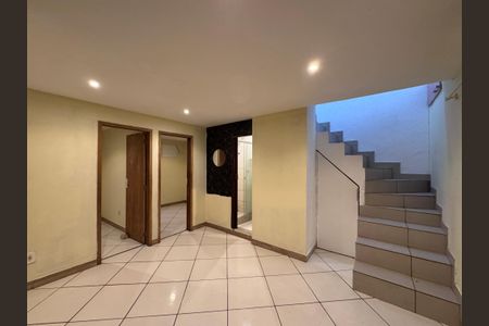 Sala de apartamento para alugar com 3 quartos, 60m² em Recreio dos Bandeirantes, Rio de Janeiro