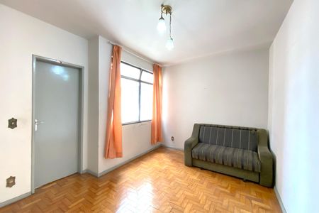 Apartamento à venda com 90m², 3 quartos e 1 vaga Apartamento à venda com 90m², 3 quartos e 1 vagaSala