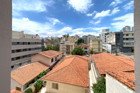 Apartamento à venda com 90m², 3 quartos e 1 vaga Apartamento à venda com 90m², 3 quartos e 1 vagaVista dfo Quarto 2