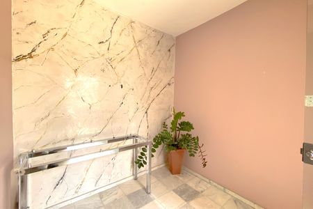 Apartamento à venda com 90m², 3 quartos e 1 vaga Apartamento à venda com 90m², 3 quartos e 1 vagaÁrea comum - Hall