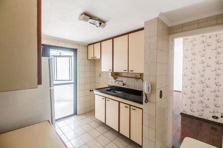 Apartamento para alugar com 112m², 3 quartos e 2 vagasCozinha