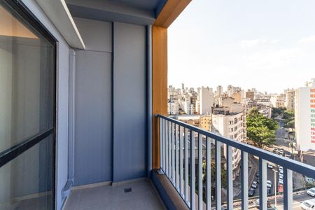 Studio para alugar com 33m², 1 quarto e sem vaga Studio para alugar com 33m², 1 quarto e sem vagaVaranda Studio