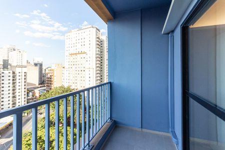 Studio para alugar com 33m², 1 quarto e sem vaga Studio para alugar com 33m², 1 quarto e sem vagaVaranda