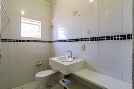 Casa à venda com 184m², 3 quartos e 2 vagasBanheiro social