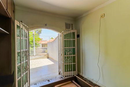 Casa à venda com 184m², 3 quartos e 2 vagasSuite