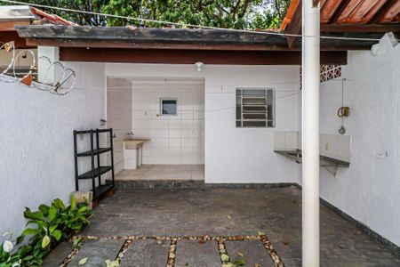 Casa à venda com 184m², 3 quartos e 2 vagasQuintal