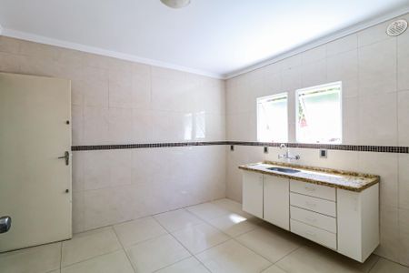 Casa à venda com 184m², 3 quartos e 2 vagasCozinha