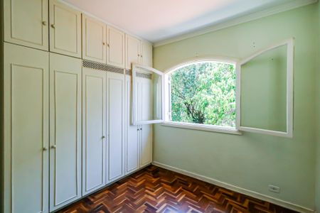 Casa à venda com 184m², 3 quartos e 2 vagasQuarto 01