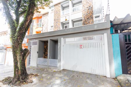 Apartamento à venda com 60m², 2 quartos e 1 vaga Apartamento à venda com 60m², 2 quartos e 1 vagaFachada