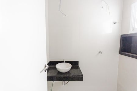 Apartamento à venda com 60m², 2 quartos e 1 vaga Apartamento à venda com 60m², 2 quartos e 1 vagaBanheiro da Suíte