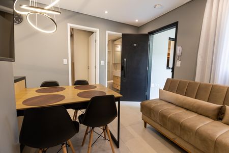 Sala de apartamento para alugar com 1 quarto, 38m² em Vila Regente Feijó, São Paulo