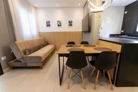 Sala de apartamento para alugar com 1 quarto, 38m² em Vila Regente Feijó, São Paulo