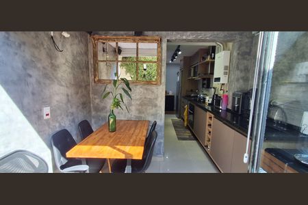 Apartamento à venda com 59m², 2 quartos e 1 vagaCozinha 