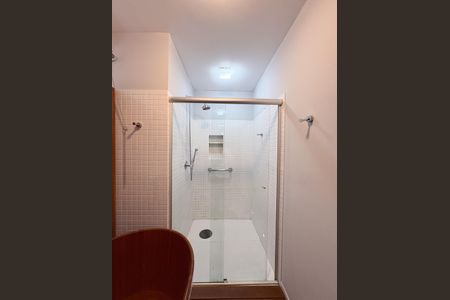 Apartamento para alugar com 98m², 2 quartos e 1 vaga Apartamento para alugar com 98m², 2 quartos e 1 vagaBanheiro da Suíte