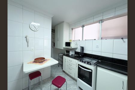 Apartamento para alugar com 98m², 2 quartos e 1 vaga Apartamento para alugar com 98m², 2 quartos e 1 vagaCozinha