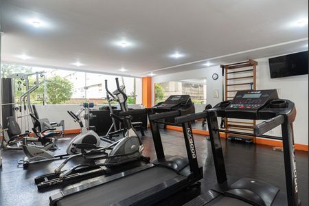 Apartamento para alugar com 98m², 2 quartos e 1 vaga Apartamento para alugar com 98m², 2 quartos e 1 vagaÁrea comum - Academia