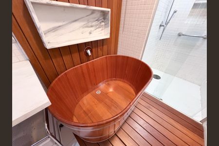 Apartamento para alugar com 98m², 2 quartos e 1 vaga Apartamento para alugar com 98m², 2 quartos e 1 vagaBanheiro da Suíte