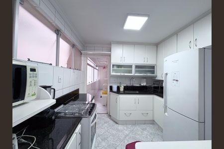 Apartamento para alugar com 98m², 2 quartos e 1 vaga Apartamento para alugar com 98m², 2 quartos e 1 vagaCozinha