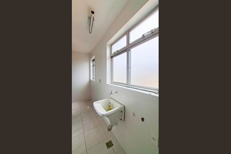 Apartamento à venda com 174m², 4 quartos e 4 vagas Apartamento à venda com 174m², 4 quartos e 4 vagasÁrea de Serviço