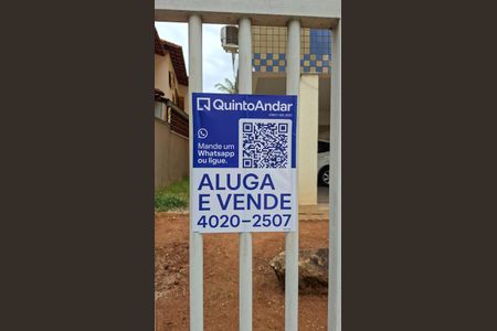 Apartamento à venda com 174m², 4 quartos e 4 vagas Apartamento à venda com 174m², 4 quartos e 4 vagasPlaca