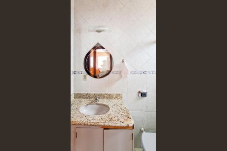 Apartamento à venda com 174m², 4 quartos e 4 vagas Apartamento à venda com 174m², 4 quartos e 4 vagasBanheiro da Suíte