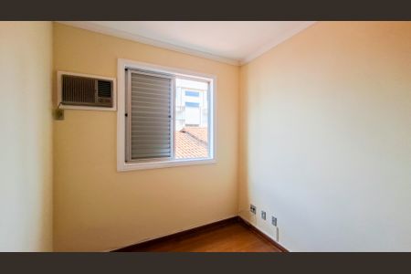 Apartamento à venda com 174m², 4 quartos e 4 vagas Apartamento à venda com 174m², 4 quartos e 4 vagasQuarto 3