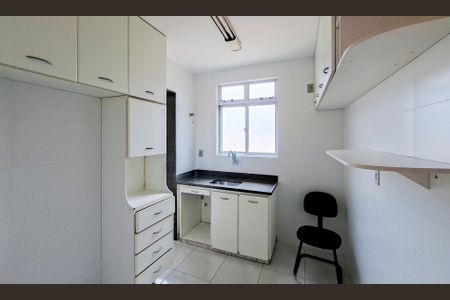 Apartamento à venda com 174m², 4 quartos e 4 vagas Apartamento à venda com 174m², 4 quartos e 4 vagasCozinha
