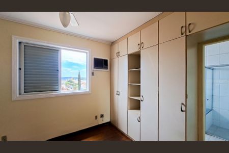 Apartamento à venda com 174m², 4 quartos e 4 vagas Apartamento à venda com 174m², 4 quartos e 4 vagasQuarto 4