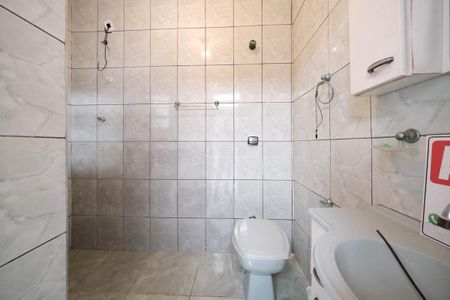 Casa à venda com 257m², 5 quartos e 3 vagasBanheiro