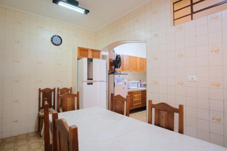 Casa à venda com 235m², 3 quartos e 4 vagasCopa