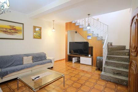 Sala de casa para alugar com 3 quartos, 220m² em Vila Carrão, São Paulo