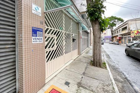 Apartamento à venda com 140m², 4 quartos e 2 vagasFachada + plaquinha