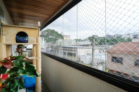 Apartamento à venda com 140m², 4 quartos e 2 vagasVaranda