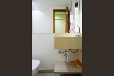 Apartamento à venda com 140m², 4 quartos e 2 vagasLavabo