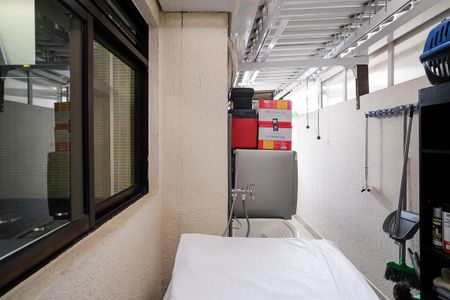 Apartamento à venda com 140m², 4 quartos e 2 vagasÁrea de serviço