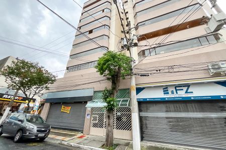 Apartamento à venda com 140m², 4 quartos e 2 vagasFachada + plaquinha